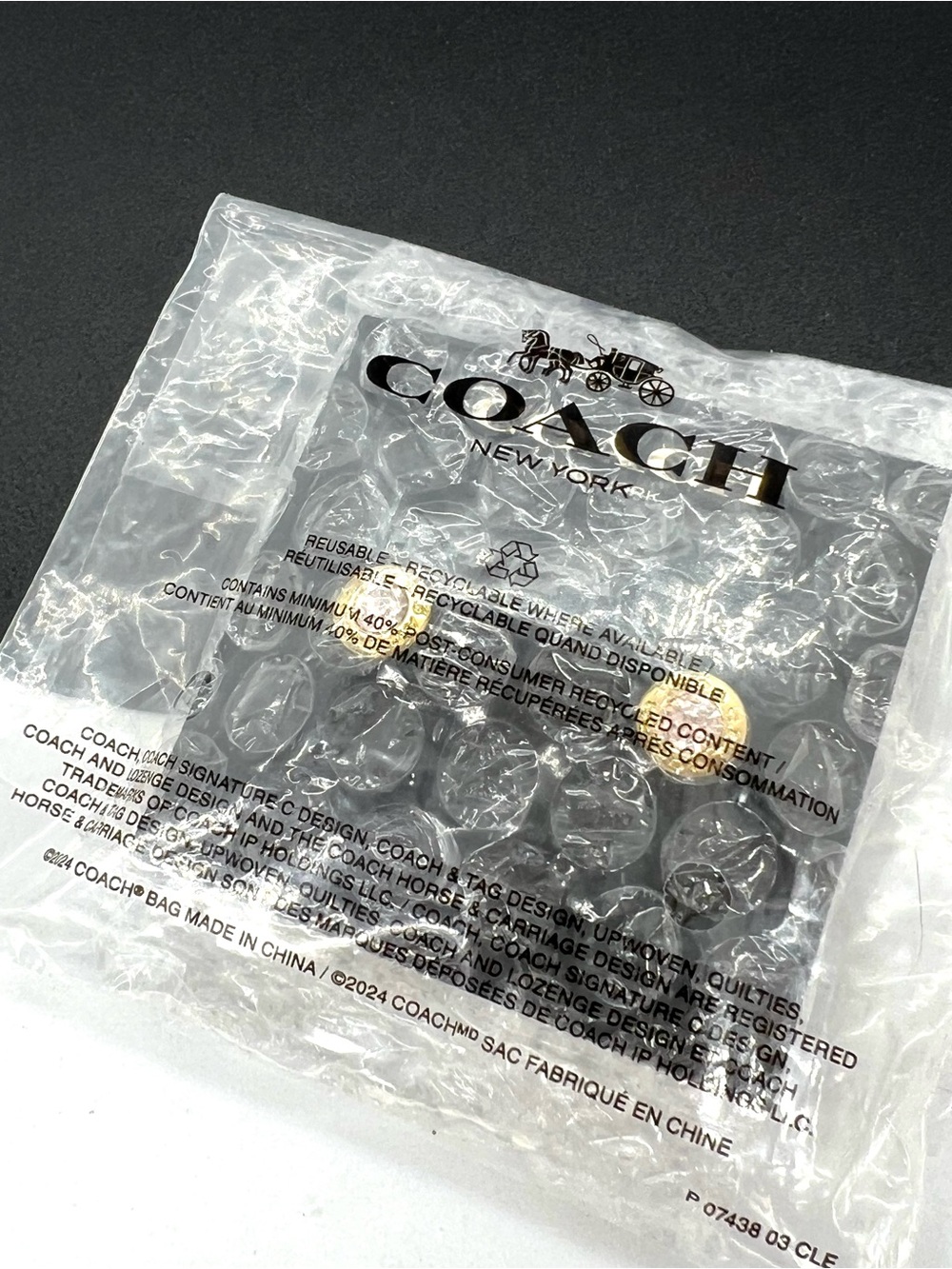 COACH NWT F54516 Gold Open Circle Pink Crystal Stud Earrings $68 - Picture 6 of 6